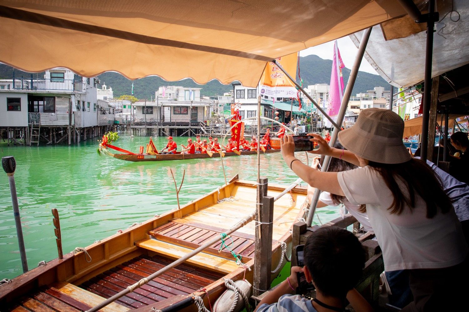 ICH Highlight Tours — Islands District