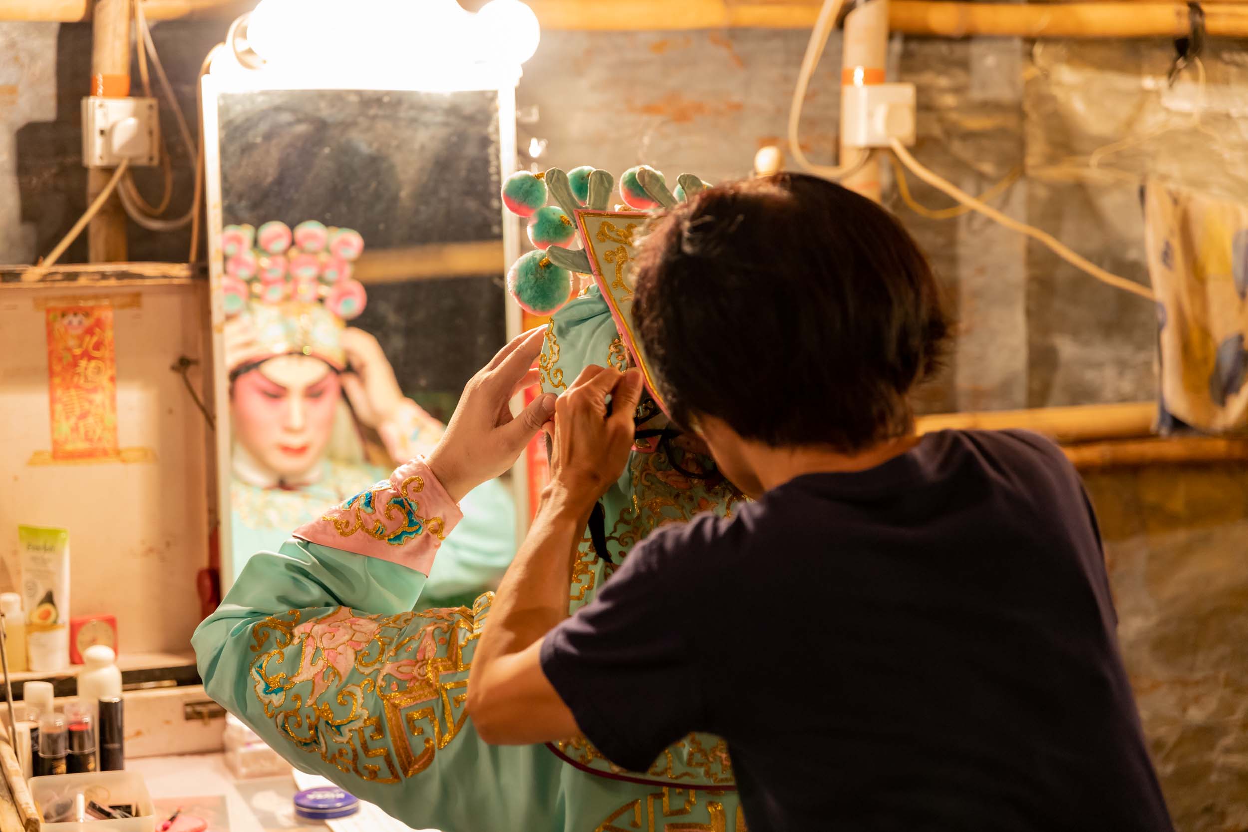 Cantonese Opera Costumes Experience Workshop