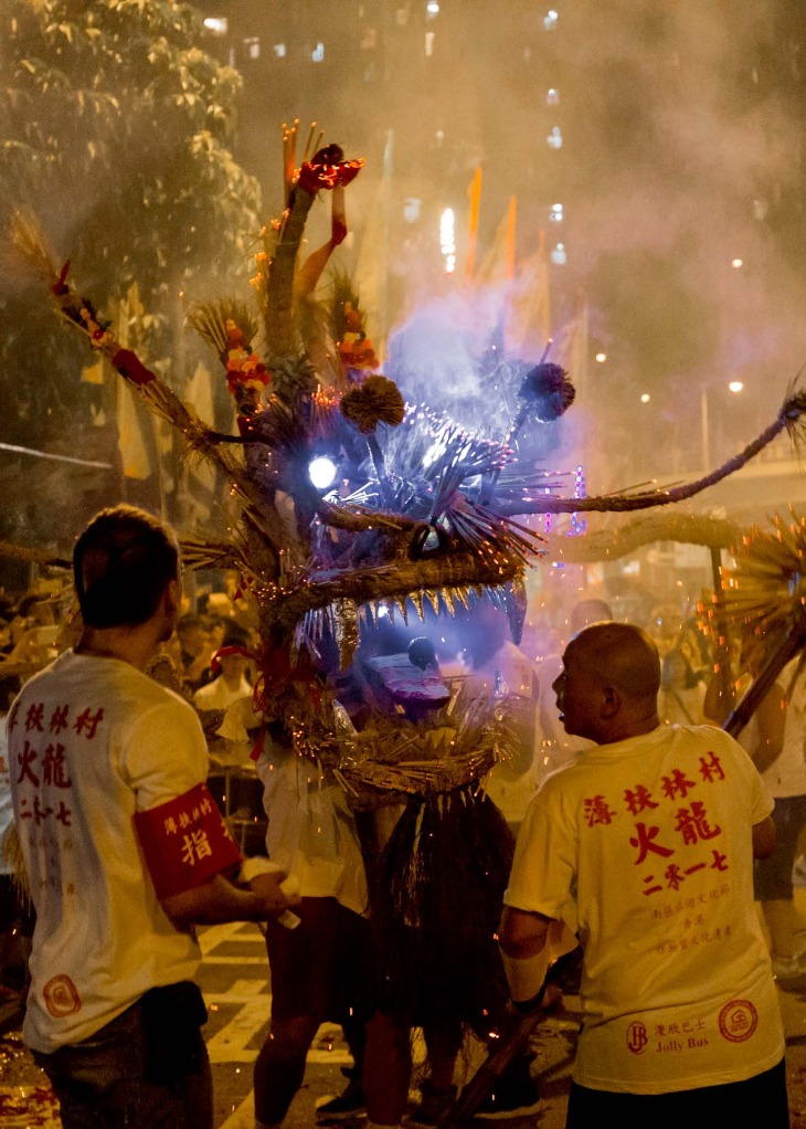 Mid-Autumn Festival -<br>The Pok Fu Lam Fire<br>Dragon Dance- mobile